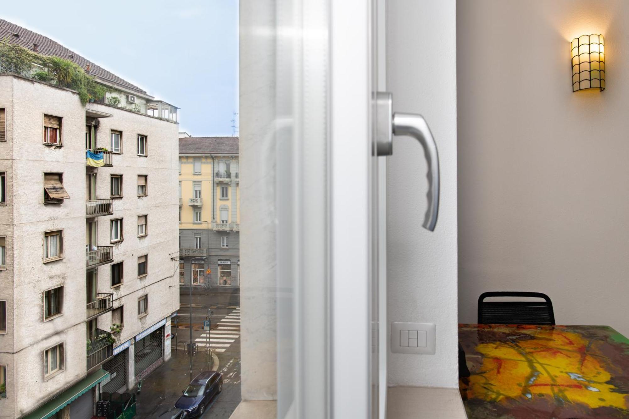 Luxury Cozy By Station - Cafe Apartamento Milán